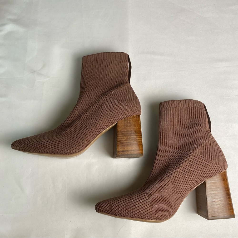 Steven New York Neta Brown Bootie Size 9 - image 3